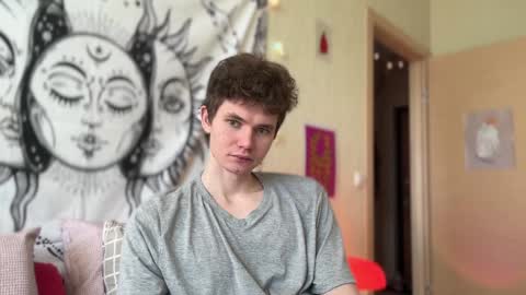 Snapshot of di_n_alex chatting on 01-18-25, 09:56 Di Alex online show from 01-18-25, 09:56