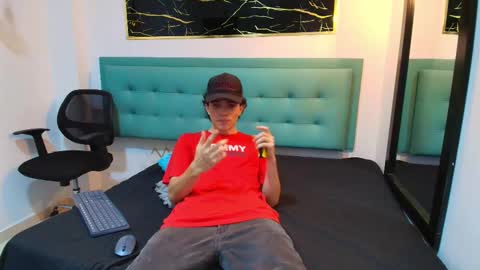   online show from 10-18-25, 07:36