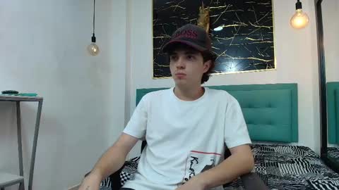   online show from 10-25-25, 09:42