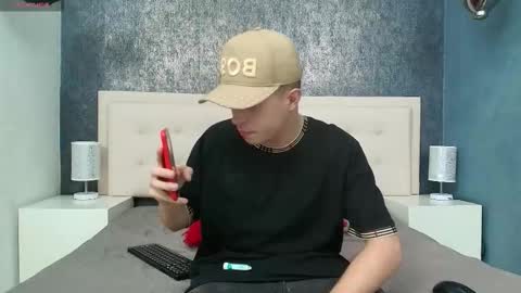   online show from 01-06-26, 04:38