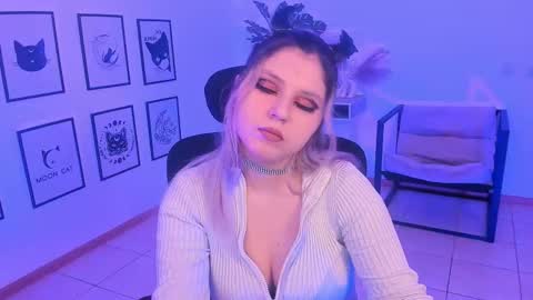 Dia online show from 02-01-25, 04:54