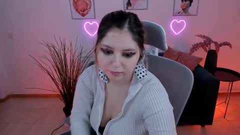 Dia online show from 02-08-25, 05:29