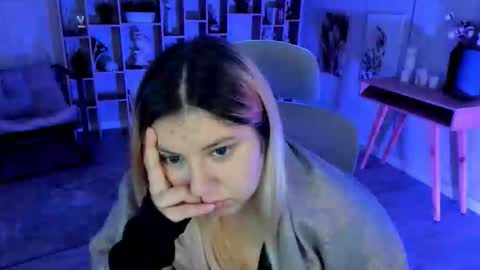 Dia online show from 10-10-25, 08:30