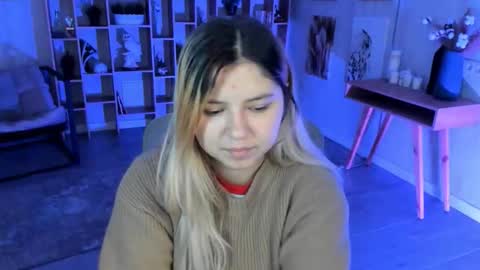 Dia online show from 10-13-25, 07:14