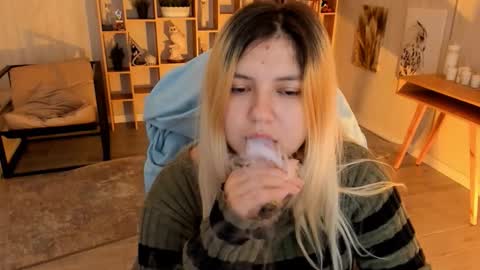 Dia online show from 10-26-25, 12:16