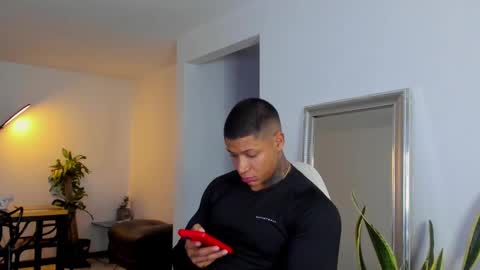 Snapshot of diagostone chatting on 12-22-24, 12:07 Diego online show from 12-22-24, 12:07