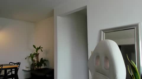 Snapshot of diagostone chatting on 01-26-25, 03:25 Diego online show from 01-26-25, 03:25