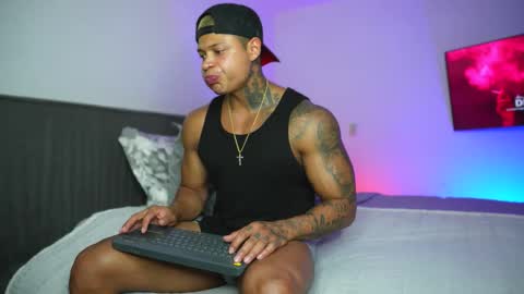 Snapshot of diagostone chatting on 11-24-25, 11:04 Diego online show from 11-24-25, 11:04