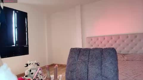 Snapshot of diamond__cherry chatting on 06-20-26, 03:26 Diamond online show from 06-20-26, 03:26