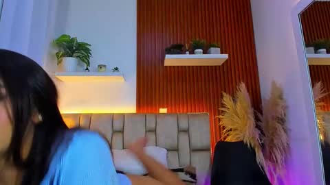 diamond_canela online show from 09-23-25, 02:58