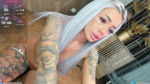 Snapshot of diamond_jo_ chatting on 02-19-26, 01:45 Jo online show from 02-19-26, 01:45