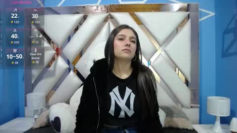 diamond_juliana_ online show from 12-05-25, 04:21
