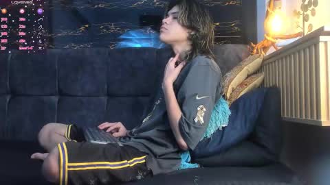 diamond_twink online show from 11-26-25, 04:02