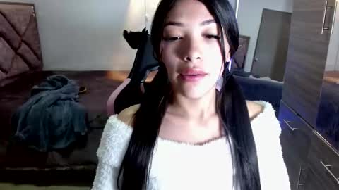 Snapshot of diamondgold28 chatting on 11-27-25, 06:15 diamondgold28 online show from 11-27-25, 06:15