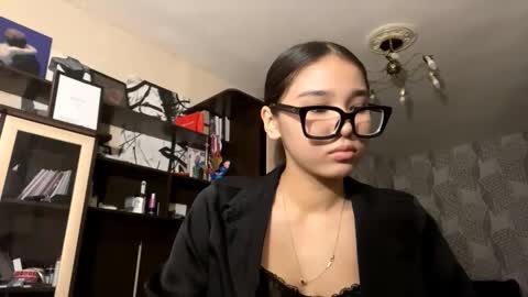 Julia online show from 02-06-26, 11:24