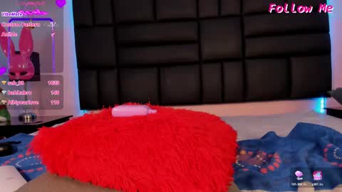 Diana Tamayo online show from 02-26-25, 07:09