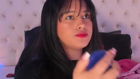 Diana Tamayo online show from 12-14-25, 05:24