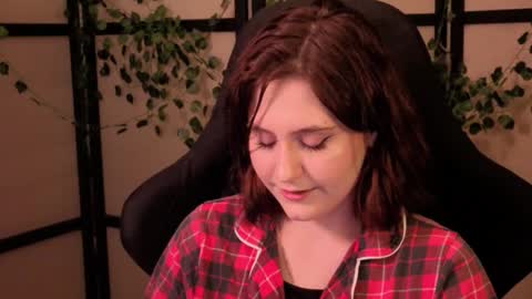 Snapshot of diana_floweri chatting on 02-04-26, 10:10 Diana online show from 02-04-26, 10:10