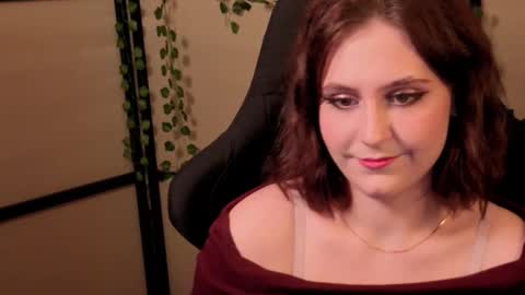 Snapshot of diana_floweri chatting on 02-20-26, 11:32 Diana online show from 02-20-26, 11:32