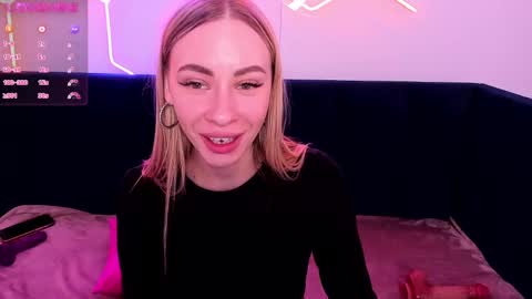 Snapshot of diana_garrett chatting on 02-08-25, 02:49 Diana online show from 02-08-25, 02:49