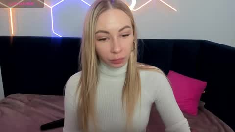 Snapshot of diana_garrett chatting on 02-12-25, 08:59 Diana online show from 02-12-25, 08:59