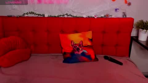 Snapshot of diana_garrett chatting on 10-30-25, 01:40 Diana online show from 10-30-25, 01:40