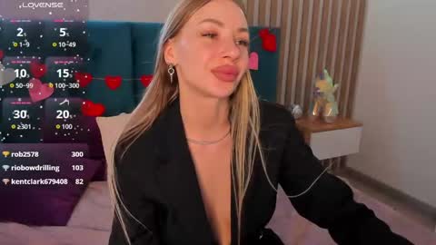 Diana  online show from 03-22-26, 01:36