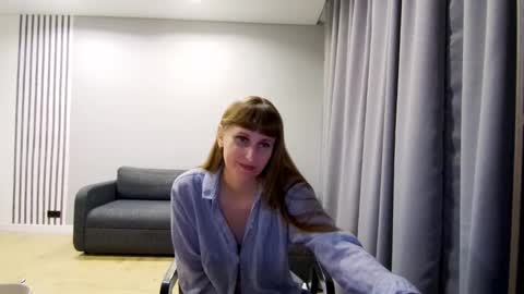 diana_meridor online show from 02-05-25, 01:04