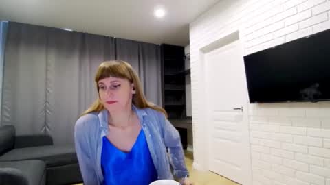 diana_meridor online show from 10-12-25, 02:05