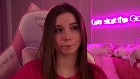 Diana online show from 02-25-25, 01:20