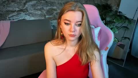 Diana online show from 01-06-26, 01:09