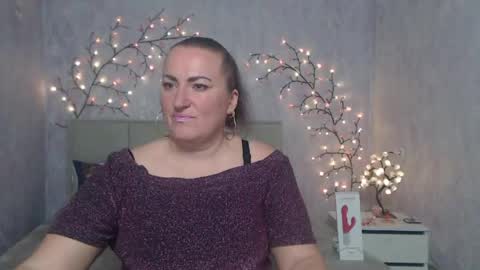 Diana online show from 04-15-26, 05:58