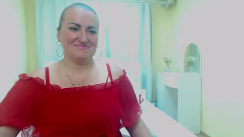 Snapshot of dianamgg chatting on 05-29-26, 05:27 Diana online show from 05-29-26, 05:27