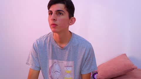 Snapshot of dianayleo chatting on 01-30-25, 12:37 Ana Leo online show from 01-30-25, 12:37