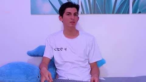 Ana  Leo online show from 02-22-26, 03:43