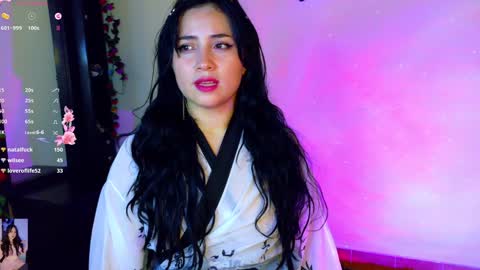 DIANE online show from 02-08-25, 01:44