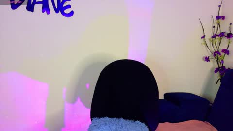 DIANE online show from 02-24-25, 01:42