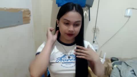 Snapshot of diane_intownx chatting on 02-10-25, 10:31 Diane online show from 02-10-25, 10:31