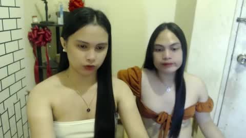 Snapshot of diane_intownx chatting on 02-27-25, 06:42 Diane online show from 02-27-25, 06:42