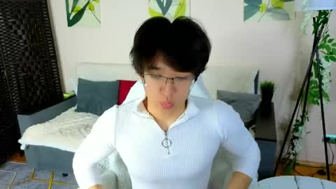 Snapshot of dianinav chatting on 04-18-26, 06:28 Adam online show from 04-18-26, 06:28