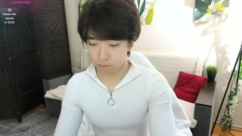 Snapshot of dianinav chatting on 04-19-26, 07:07 Adam online show from 04-19-26, 07:07