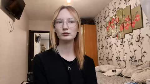 Snapshot of dianndevereux chatting on 12-20-25, 10:11 Emmy online show from 12-20-25, 10:11