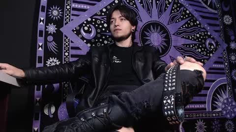 DICAPRIO online show from 01-30-25, 05:06