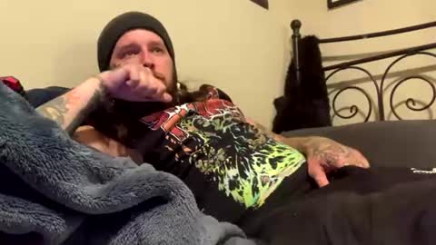 Snapshot of dick_wigglez chatting on 07-12-26, 04:03 dick_wigglez online show from 07-12-26, 04:03