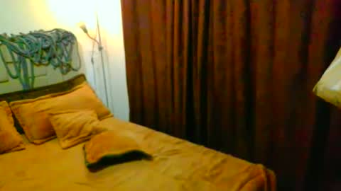 Snapshot of dickdamian_ chatting on 02-21-25, 10:59 Damin online show from 02-21-25, 10:59