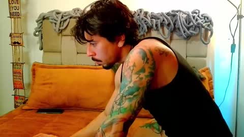 Snapshot of dickdamian_ chatting on 03-09-25, 05:17 Damin online show from 03-09-25, 05:17