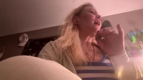 Beau online show from 11-27-25, 03:19