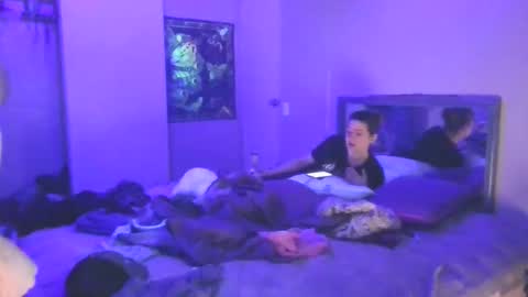 dickerdown1221 online show from 04-05-26, 02:03