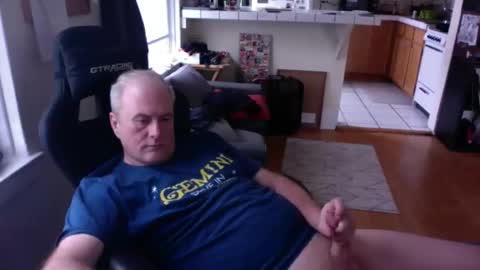 Snapshot of dickflasher5 chatting on 02-09-26, 05:06 Richard Fleischer online show from 02-09-26, 05:06