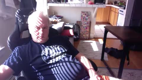 Snapshot of dickflasher5 chatting on 04-05-26, 03:42 Richard Fleischer online show from 04-05-26, 03:42